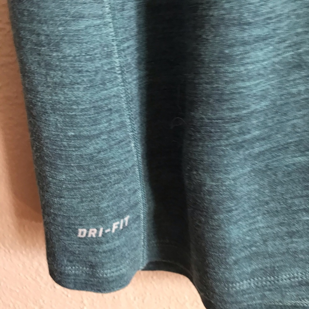Men’s Nike Dri-Fit Running 1/4 zip Pullover Top - Picture 5 of 8